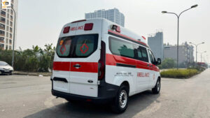 xe cấp cứu ford transit