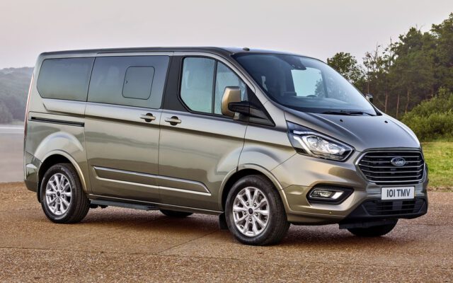 ford của nước nào sản xuất _Ford Tourneo