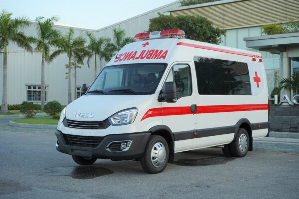 Xe cứu thương iveco