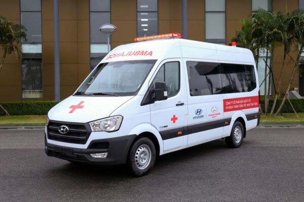 Ngoại thất của xe cứu thương Hyundai Solati
