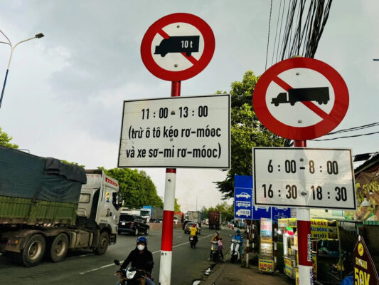 luật cấm giờ xe tải mới nhất